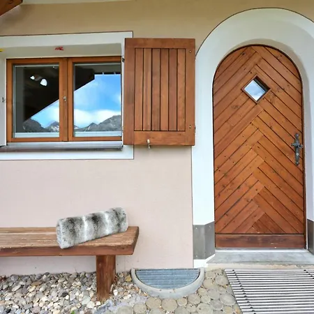 Hoelzerhuette * Arosa
