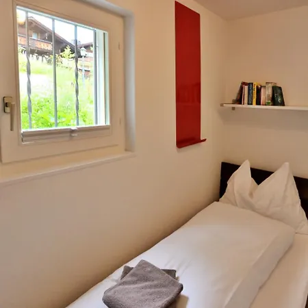 Hölzerhütte Apartamento Arosa