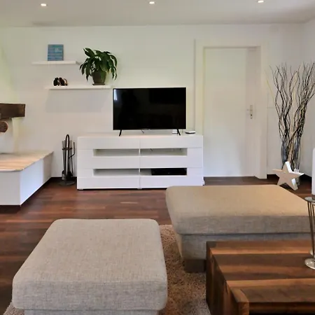Hoelzerhuette Appartement Arosa